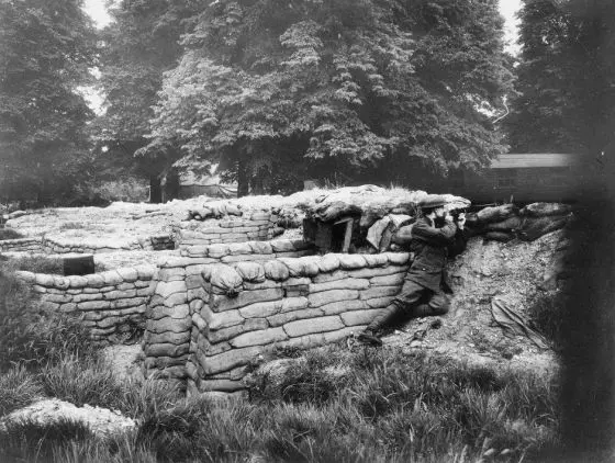 Troops at Kensington Gardens, where they practised digging trenches during the First World War